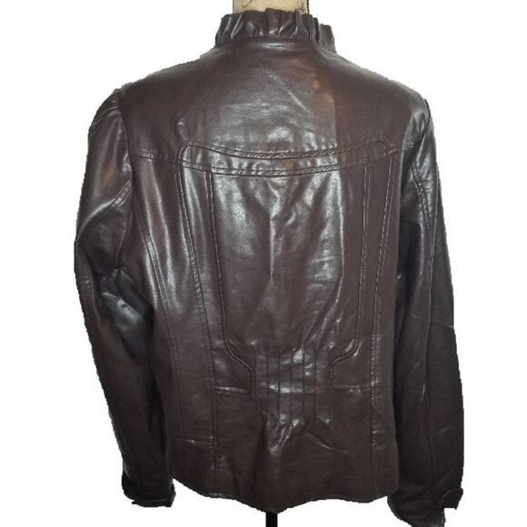 Dressbarn
Brown Faux Leather Ruffle Collar Jacket - Picture 2 of 9